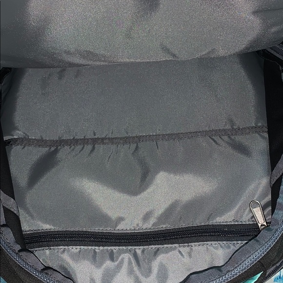 The North Face Womens Surge Backpack Grey - Picture 4 of 10